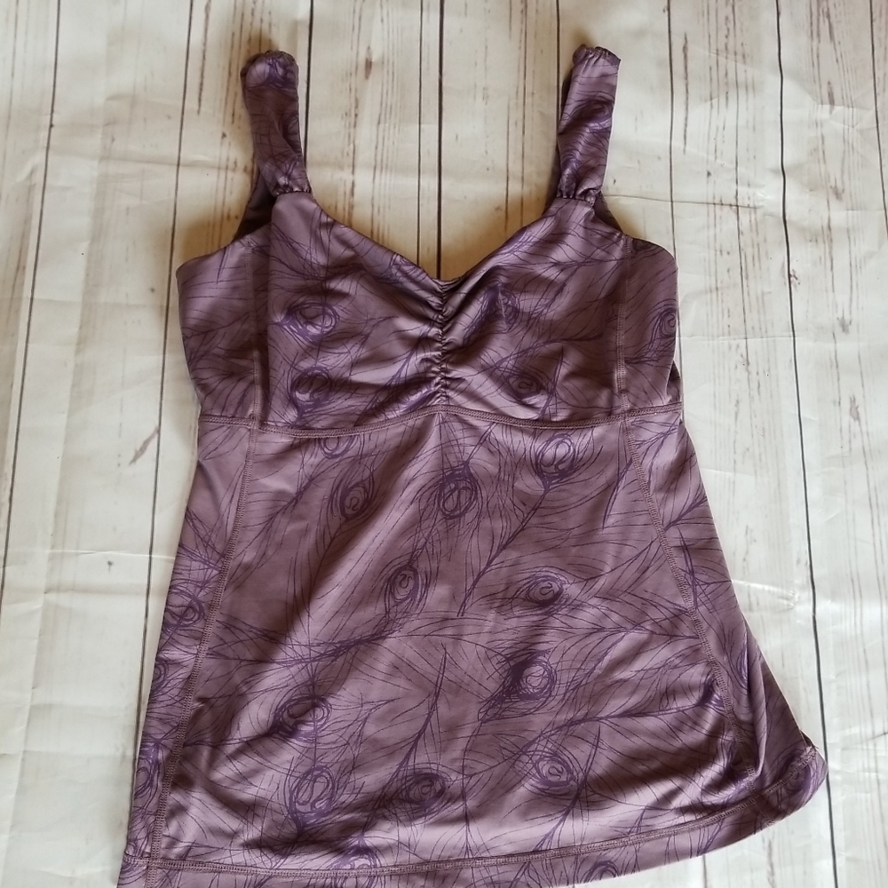 Lululemon Aria Peacock Feather Tank sz 8 built in bra purple mesh back in center